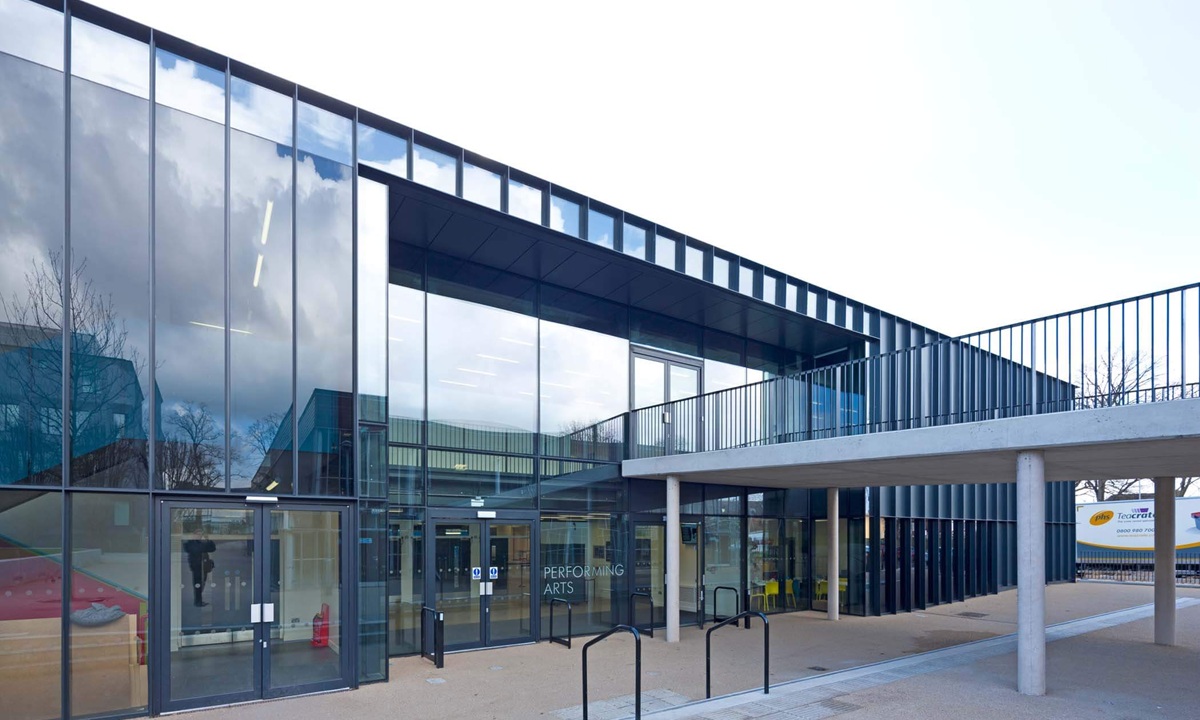 Curtain Wall installation by Metrum Project