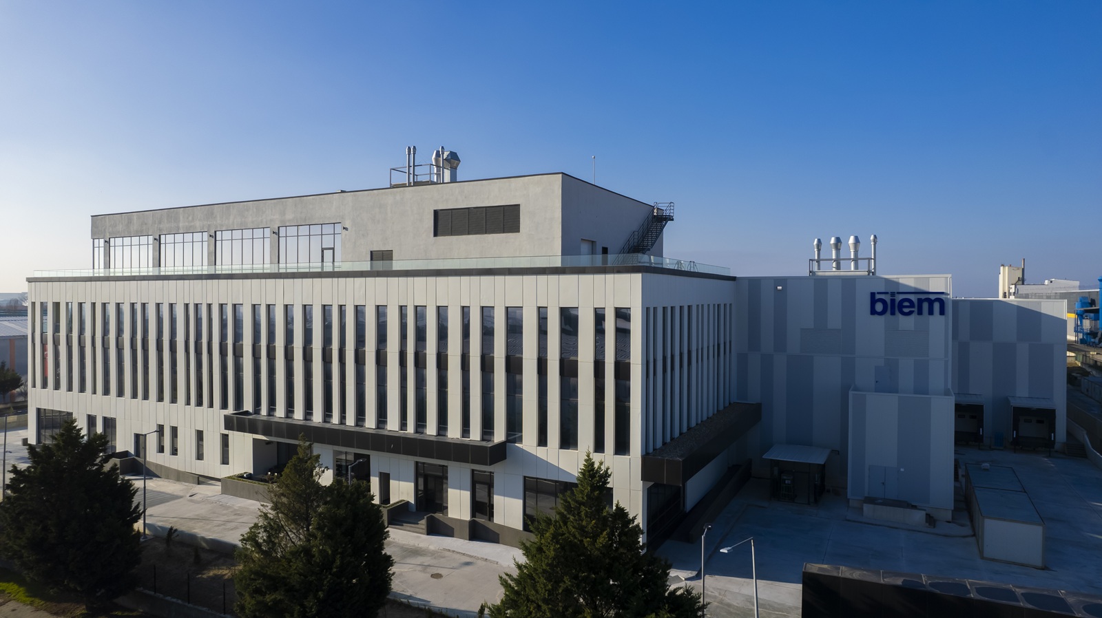 installation of Biem Medicine Production Facility by Metrum Project