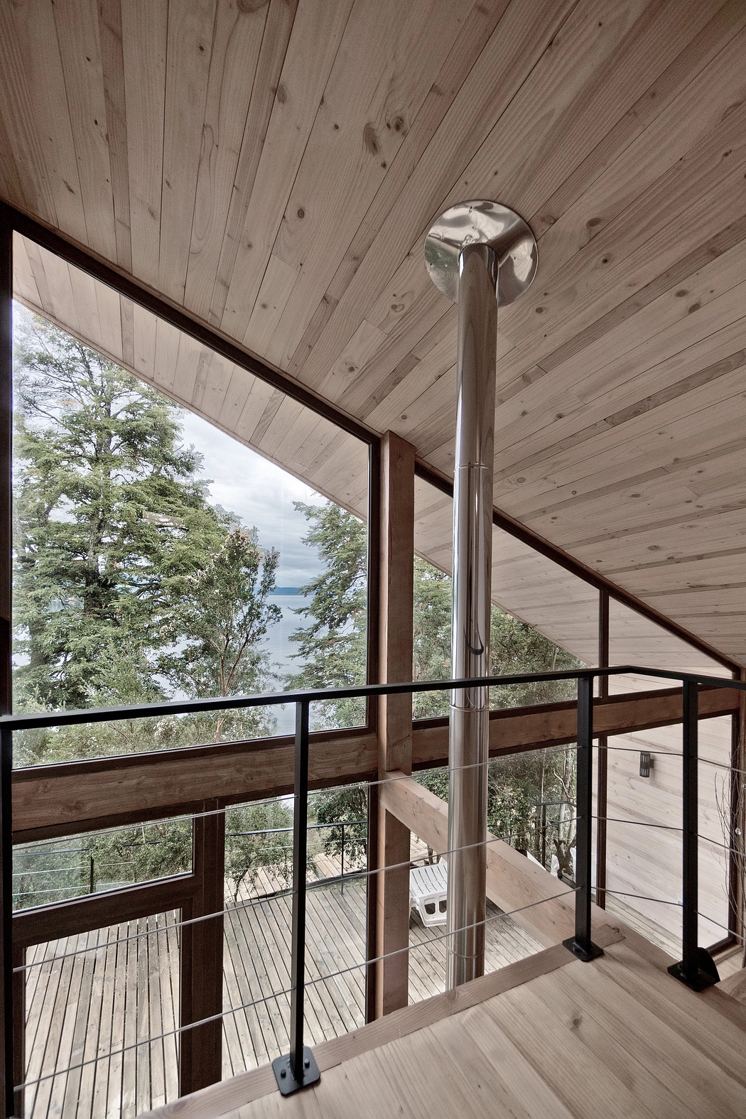 installation of Rupanco Lakel by Metrum Project